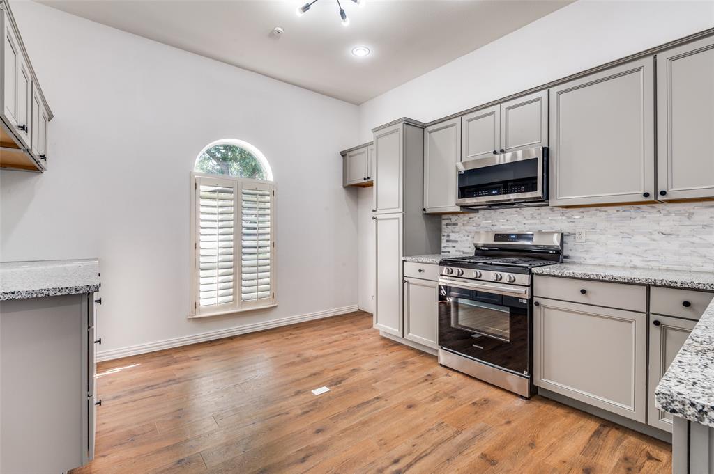 Lochngreen Village Add - Residential