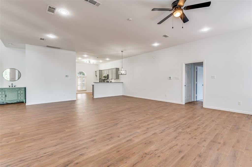 Lochngreen Village Add - Residential