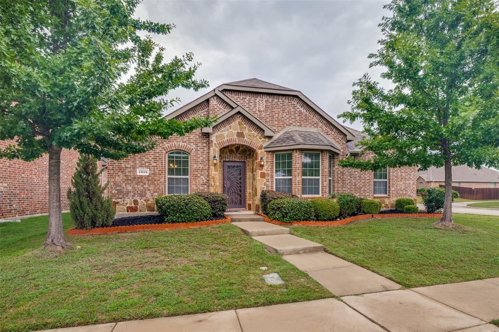 1815 Drake Drive