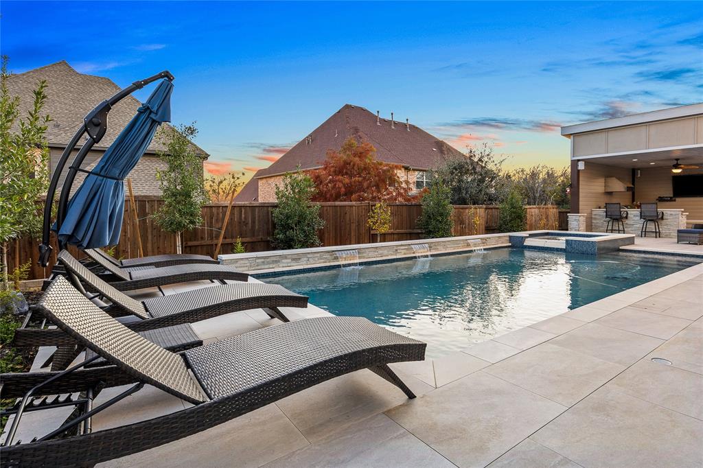 Flower Mound, Texas 76226, United States, 5 Bedrooms Bedrooms, ,5 BathroomsBathrooms,Residential,Active,23224