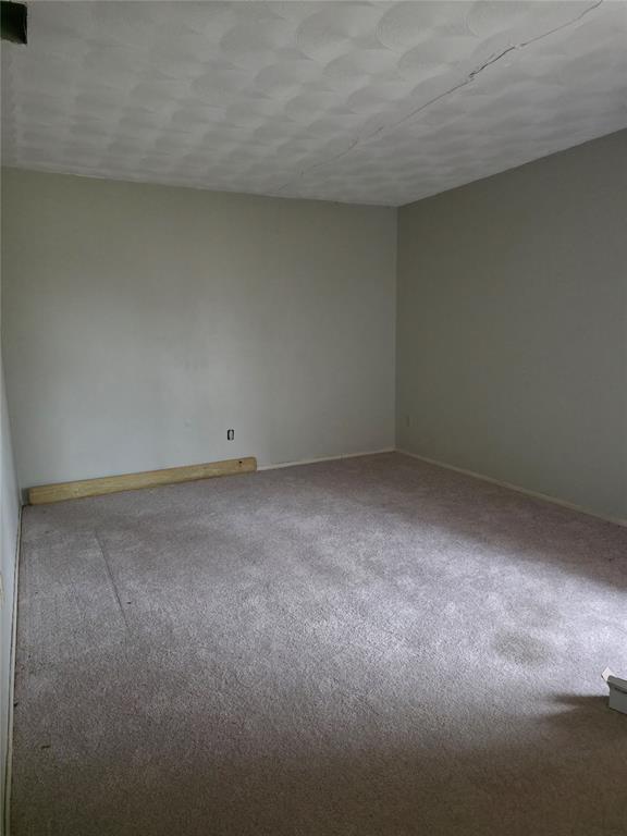 Montclair 02 - Residential