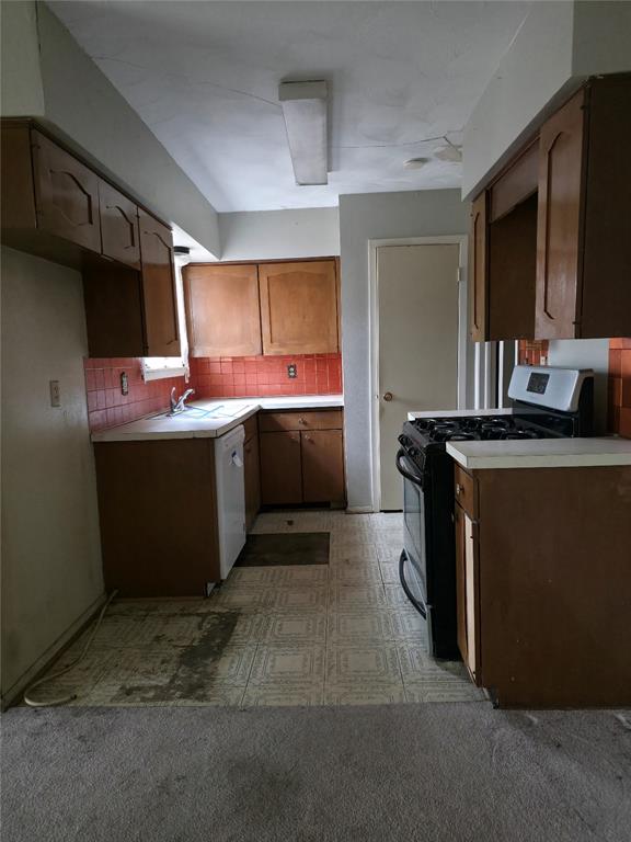 Montclair 02 - Residential