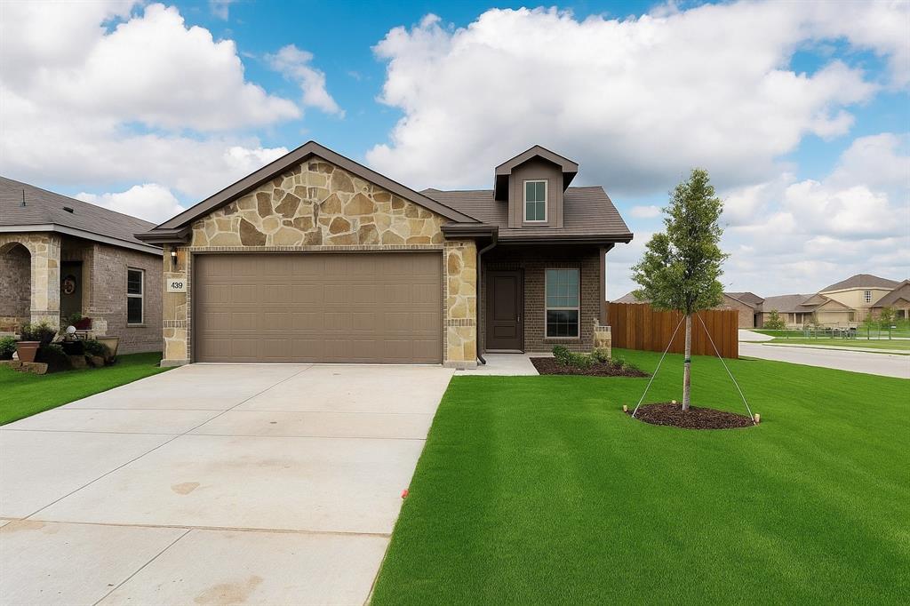 MAGNOLIA PH 10 BLK C L - Residential Lease