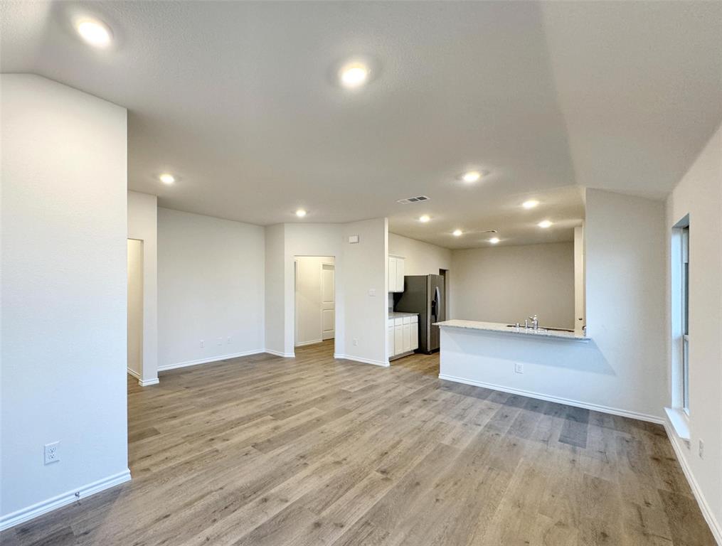 MAGNOLIA PH 10 BLK C L - Residential Lease