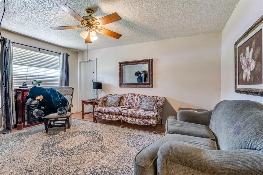681 Lakeview Drive