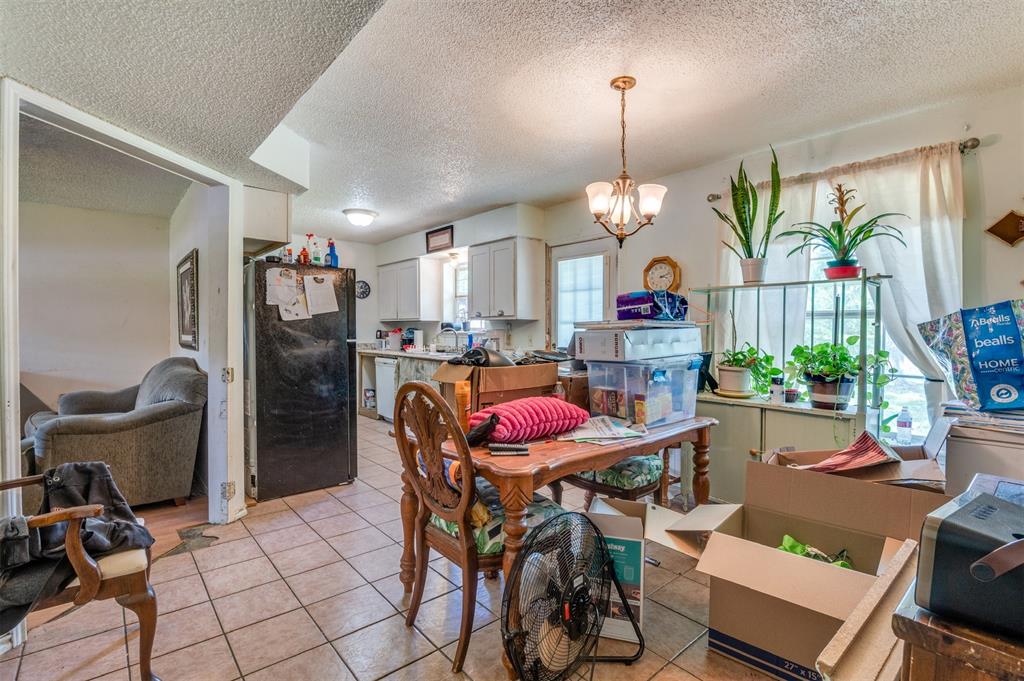 681 Lakeview Drive