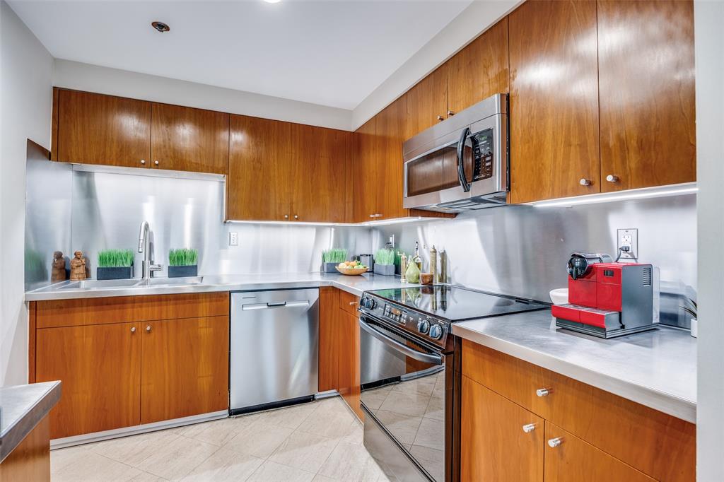 3030 McKinney Avenue 1804