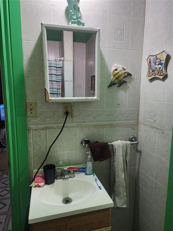 Montgomery & Pyle Sub - Residential