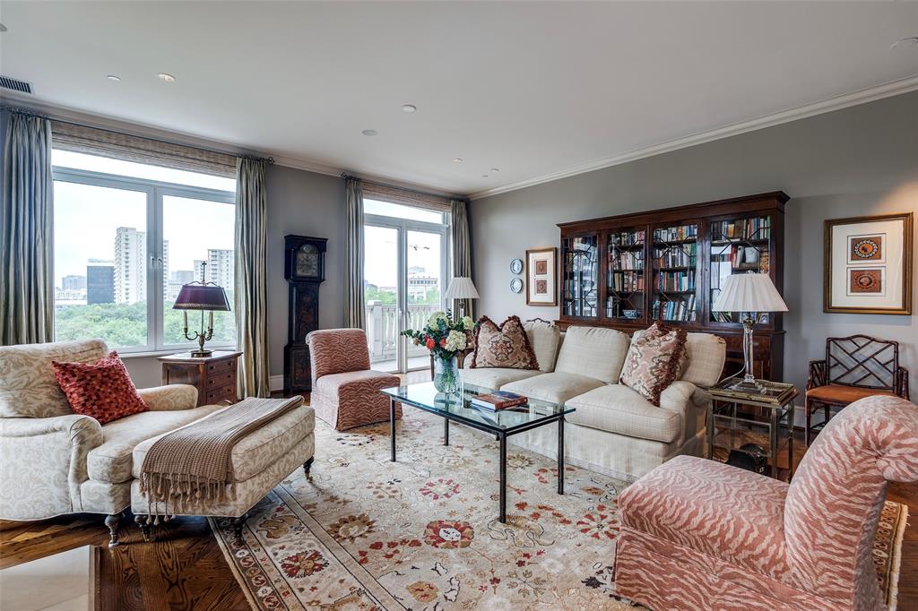 Vendome On Turtle Creek Condo - Residential