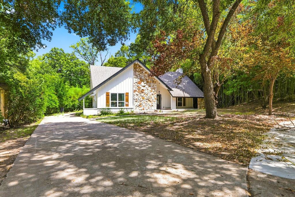 2631 Deep Hill Circle