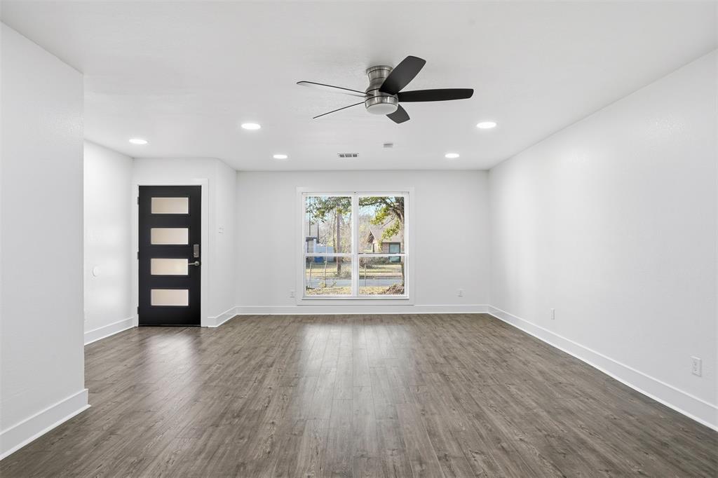 8949 Shorelark Drive