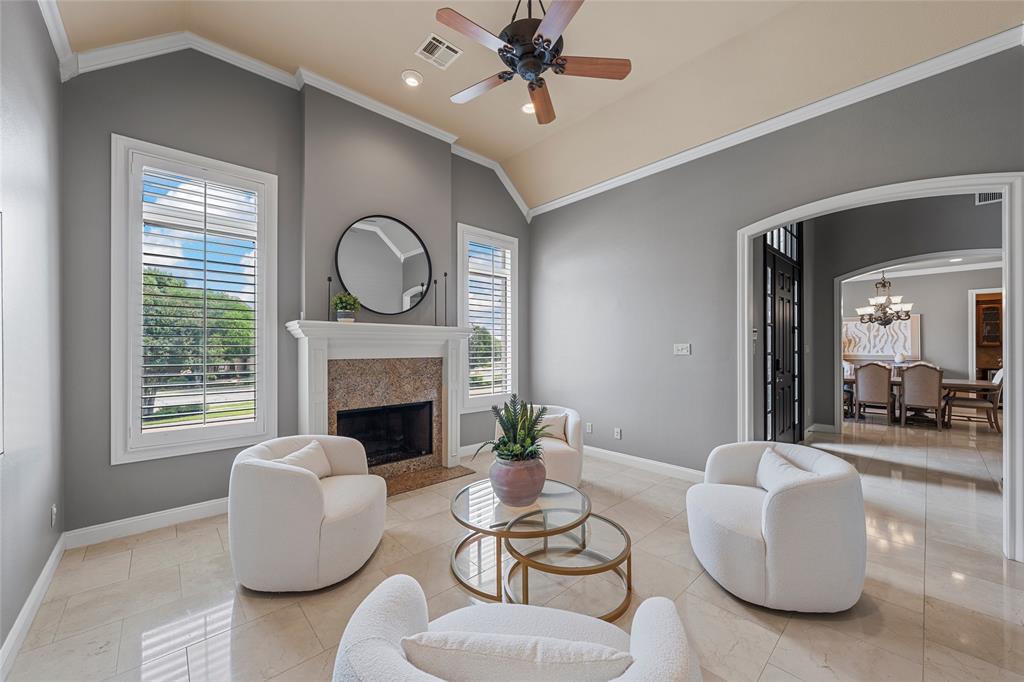 6021 Canyon Trail