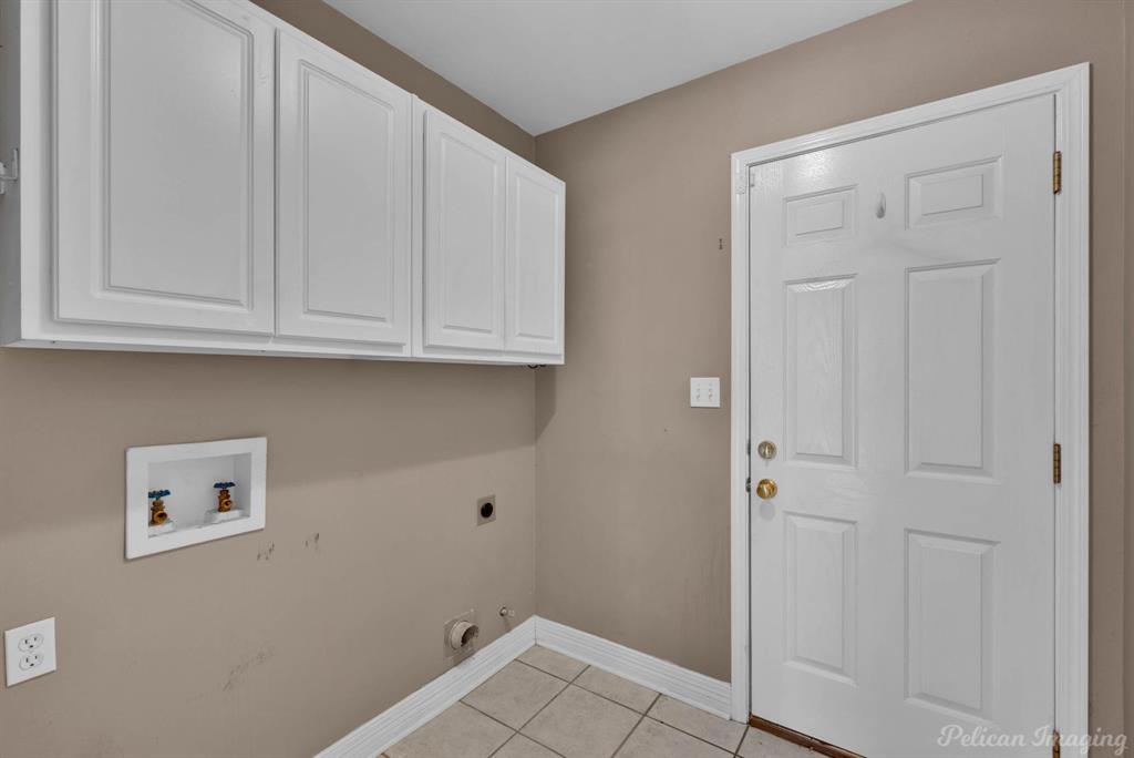 Shreveport, Louisiana 71115, United States, 3 Bedrooms Bedrooms, ,2 BathroomsBathrooms,Residential,Active,206627