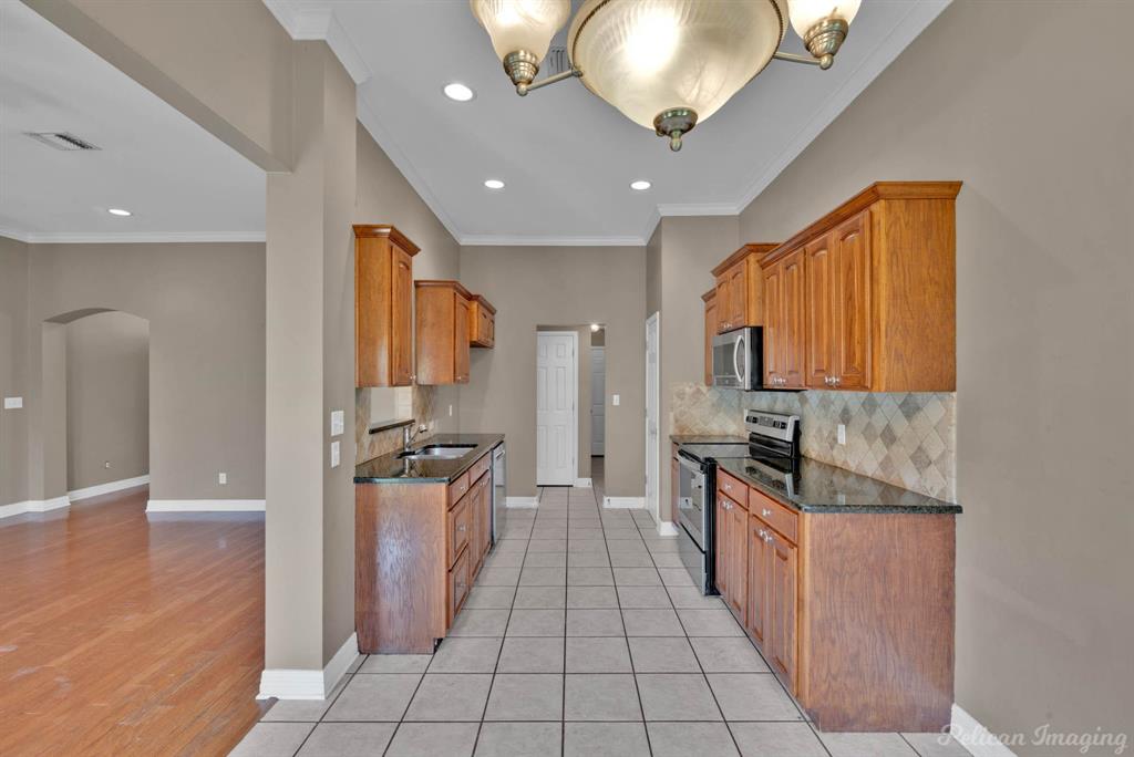 Shreveport, Louisiana 71115, United States, 3 Bedrooms Bedrooms, ,2 BathroomsBathrooms,Residential,Active,206627