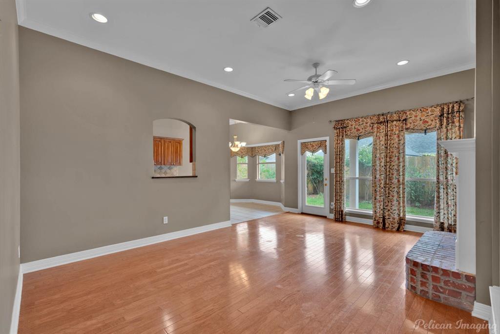 Shreveport, Louisiana 71115, United States, 3 Bedrooms Bedrooms, ,2 BathroomsBathrooms,Residential,Active,206627