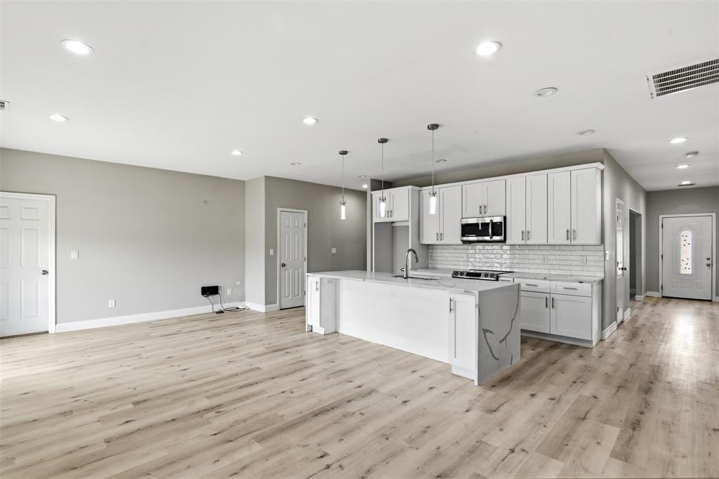 Justine Estates - Residential