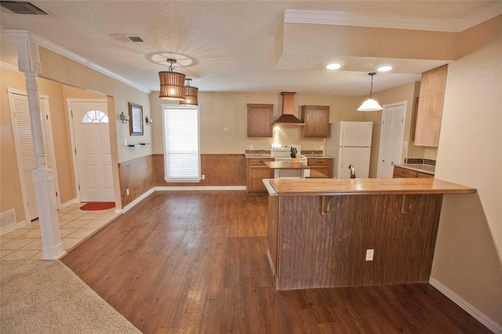 808 Arrow Wood Street