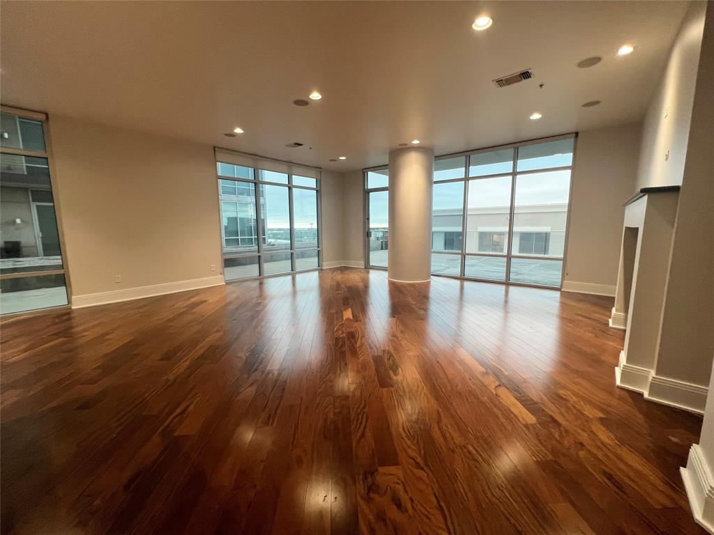 8066 Park Lane 601