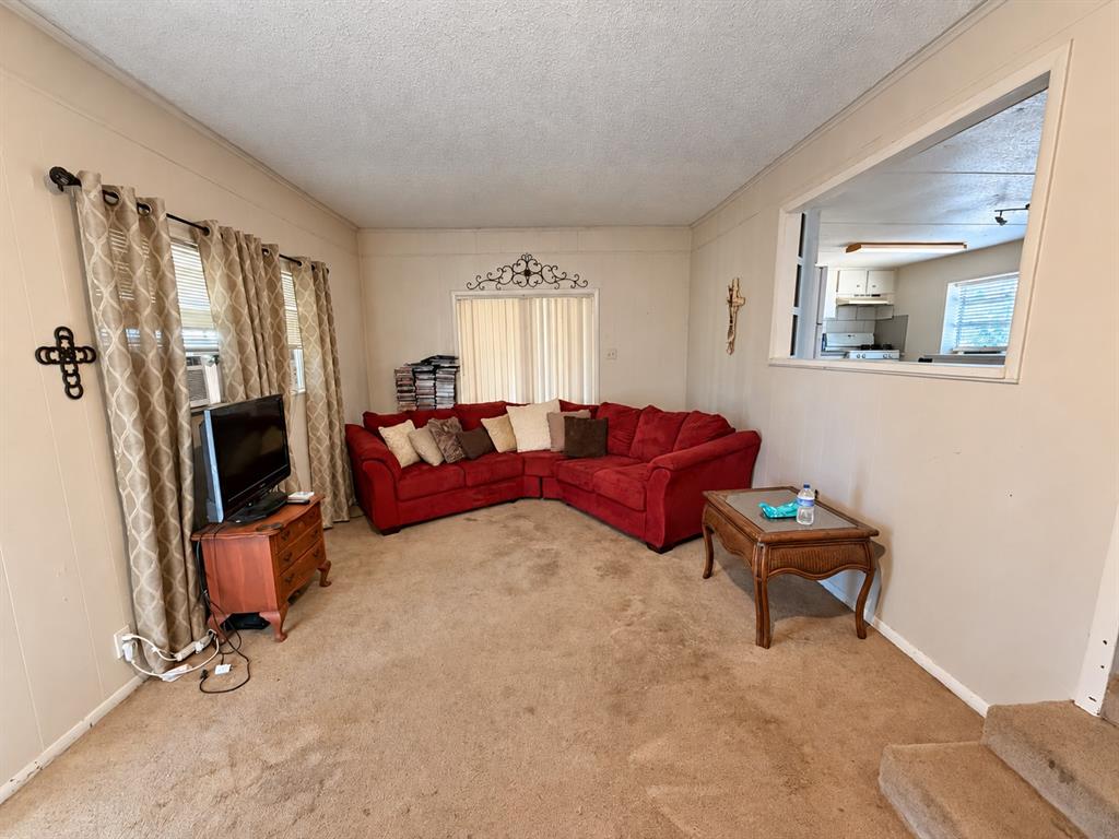 3048 Green Meadows Road