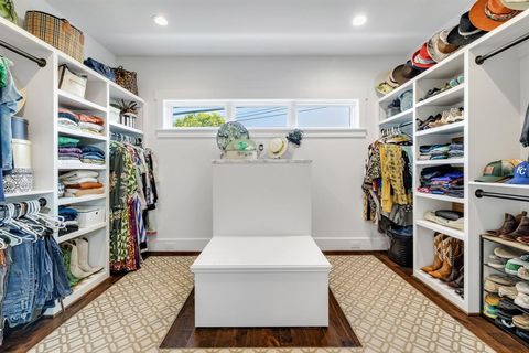 Tiny photo for 6842 Merrilee Lane, Dallas, TX 75214 (MLS # 21166515)