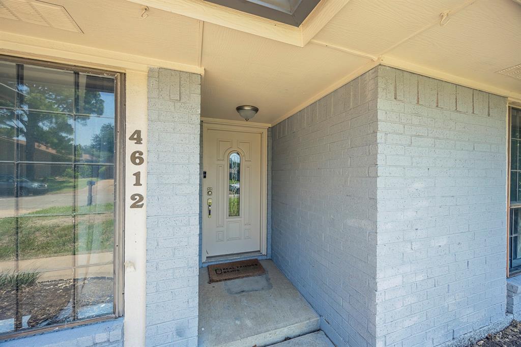 4612 Applewood Road