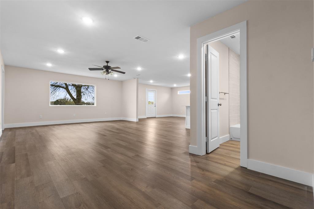 R G Cartwright Surv Abs #76 - Residential