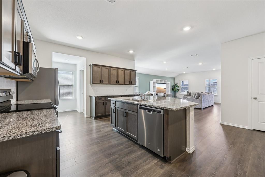 4028 Black Canyon Drive