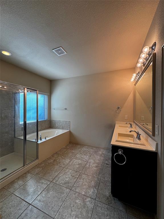 Villages Of Woodland Spgs W - Residential Lease