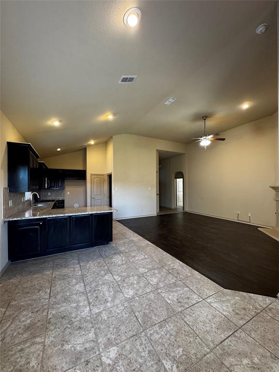 Villages Of Woodland Spgs W - Residential Lease