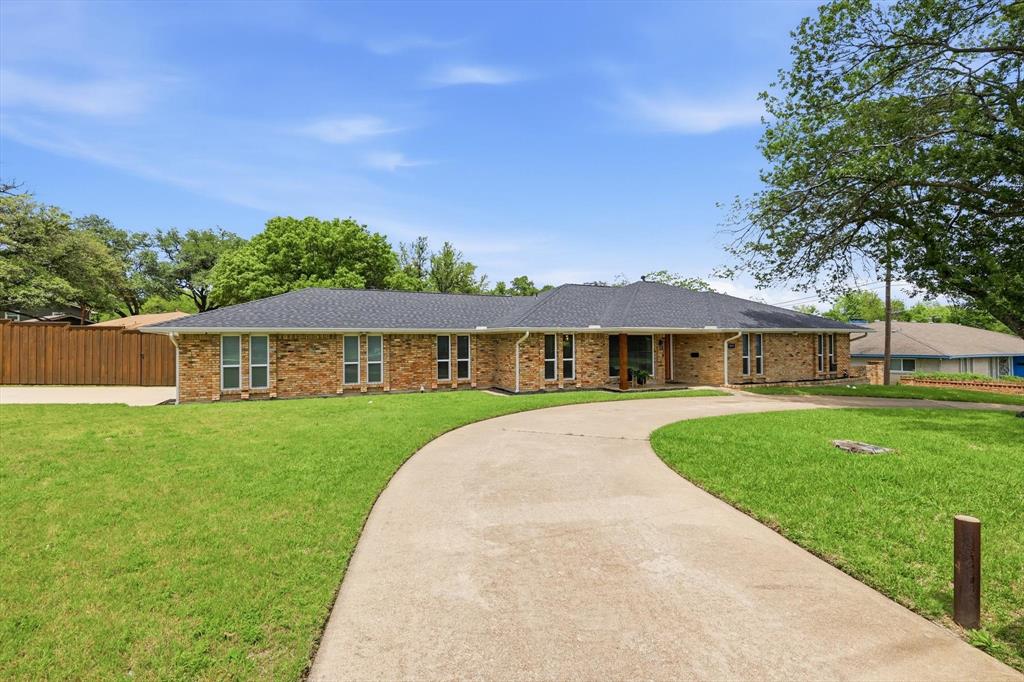 1909 W Red Bird Lane