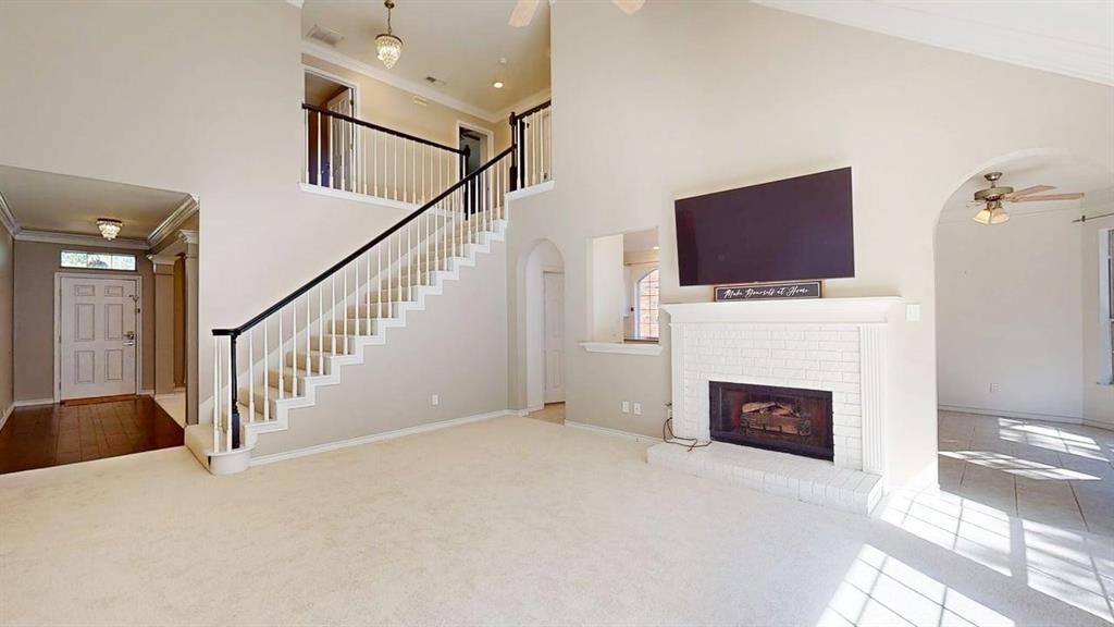 2725 Green Oak Court