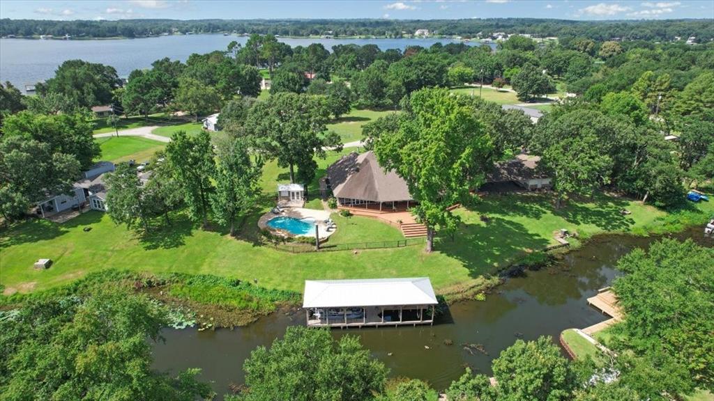 Peninsula Point - Residential