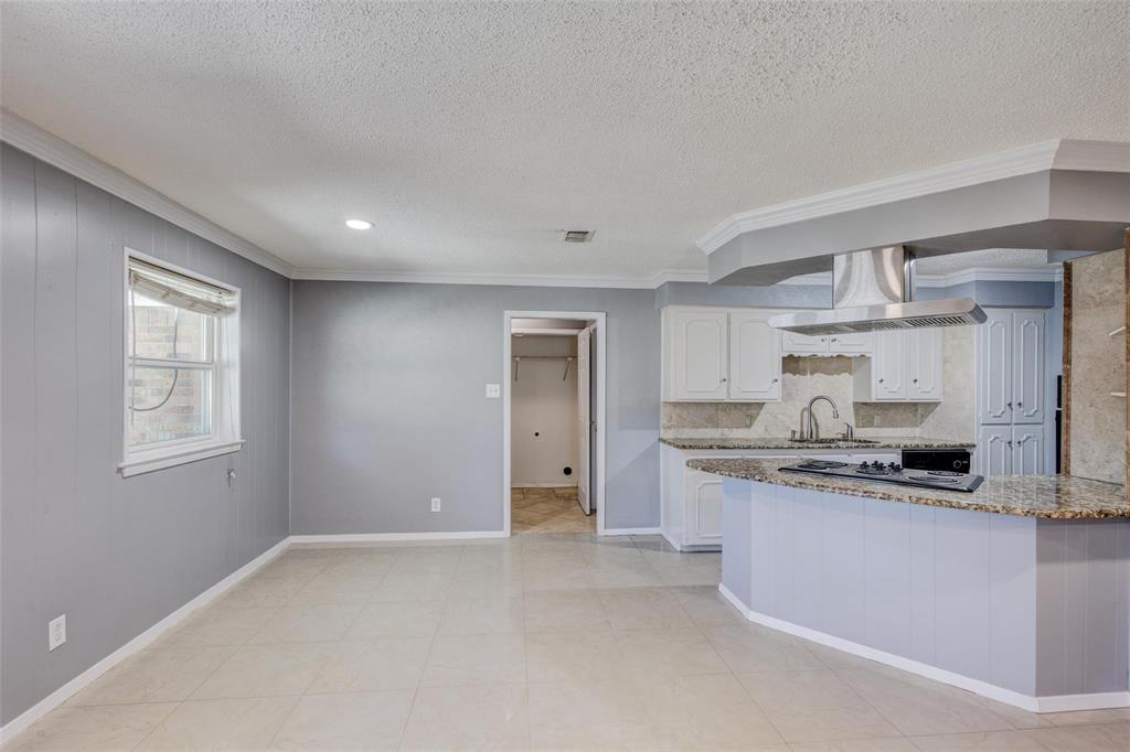 Meadowbrook East Add - Residential Lease