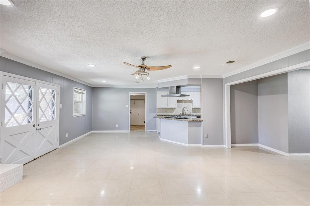 Meadowbrook East Add - Residential Lease