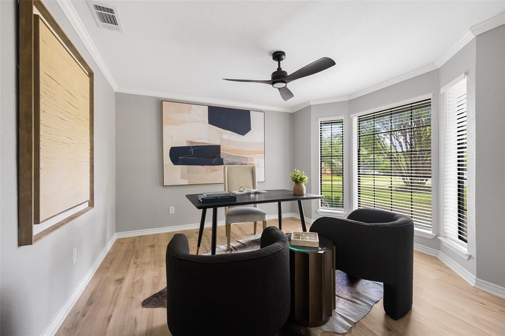 16 S Ridge Circle