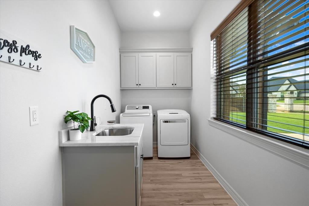 THREE DOVES ESTATES - Residential