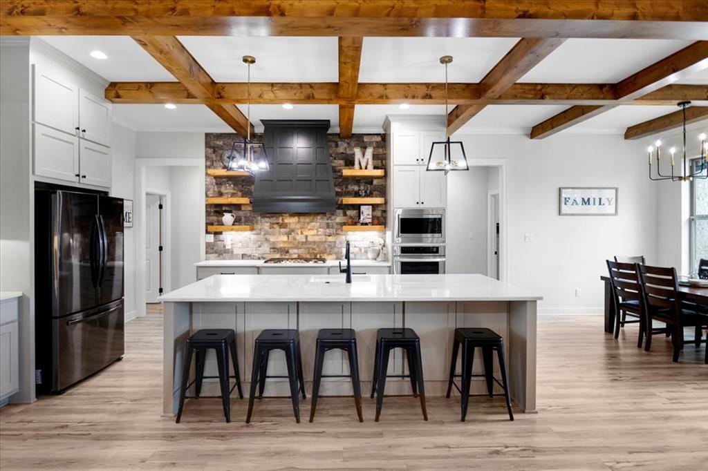 THREE DOVES ESTATES - Residential