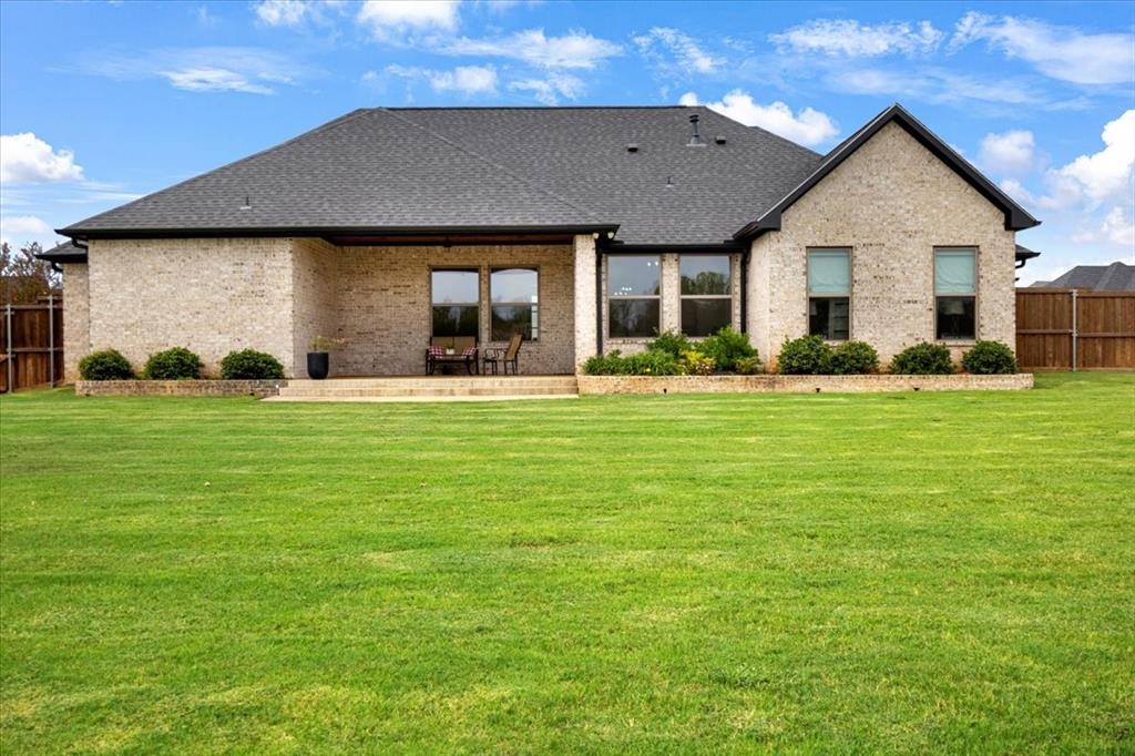 THREE DOVES ESTATES - Residential