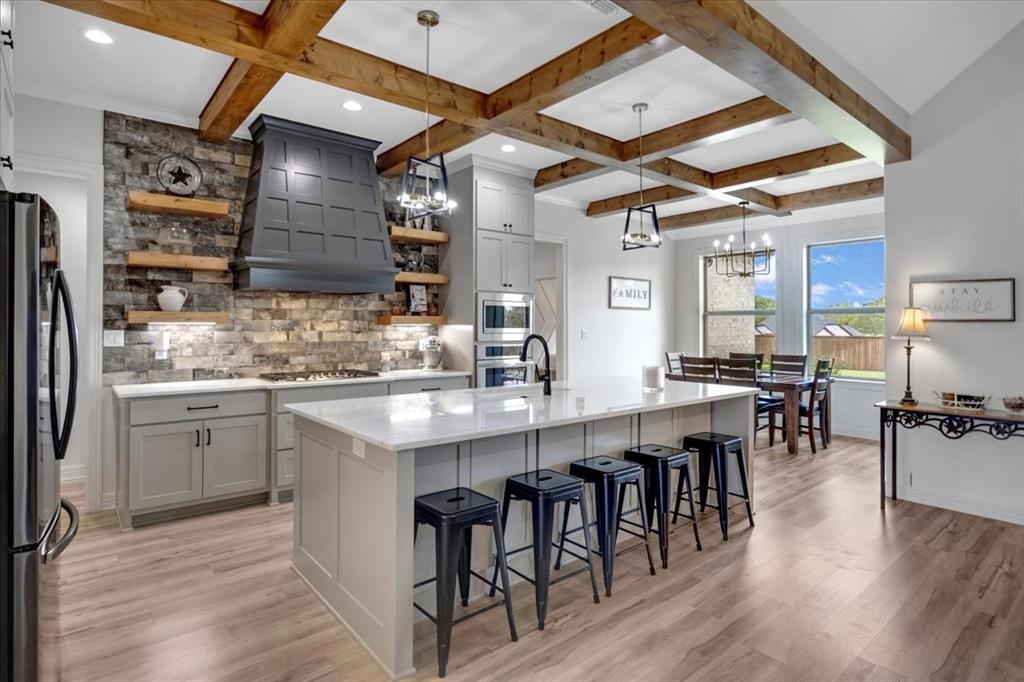 THREE DOVES ESTATES - Residential