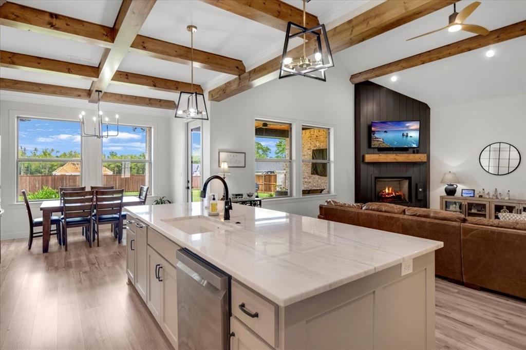 THREE DOVES ESTATES - Residential