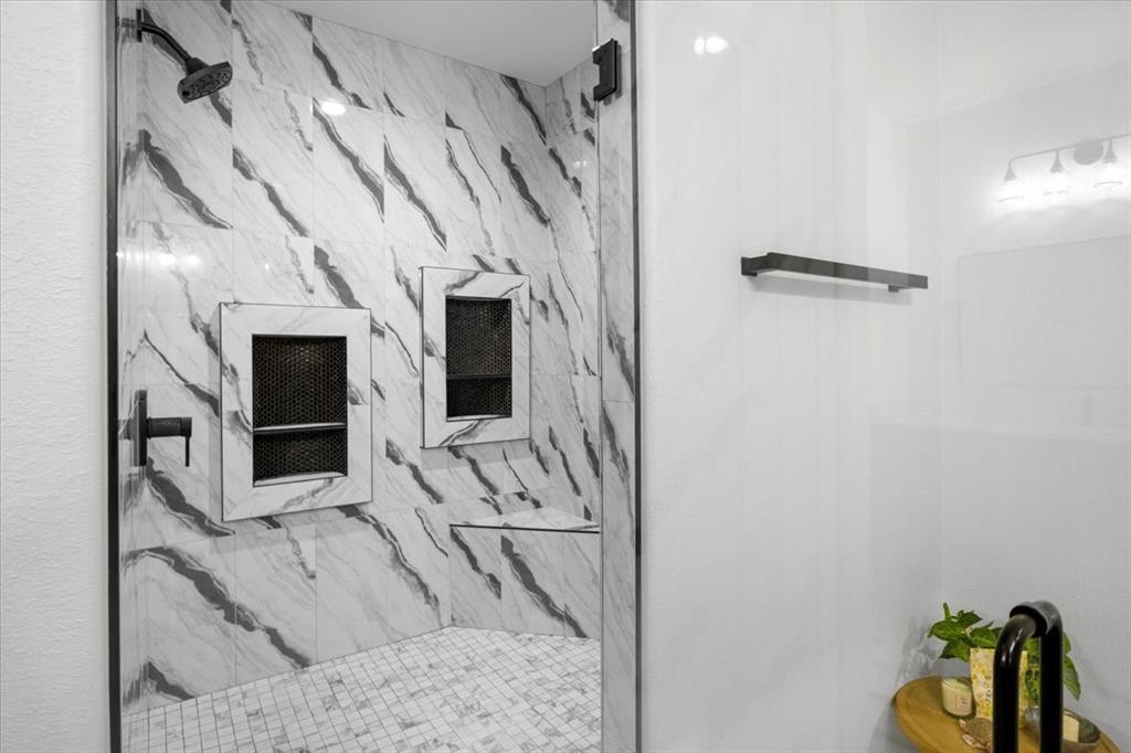 THREE DOVES ESTATES - Residential