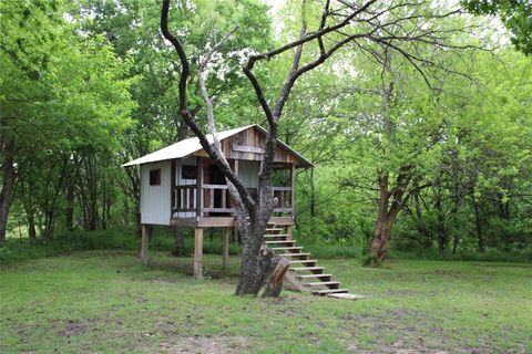 A home in Kaufman