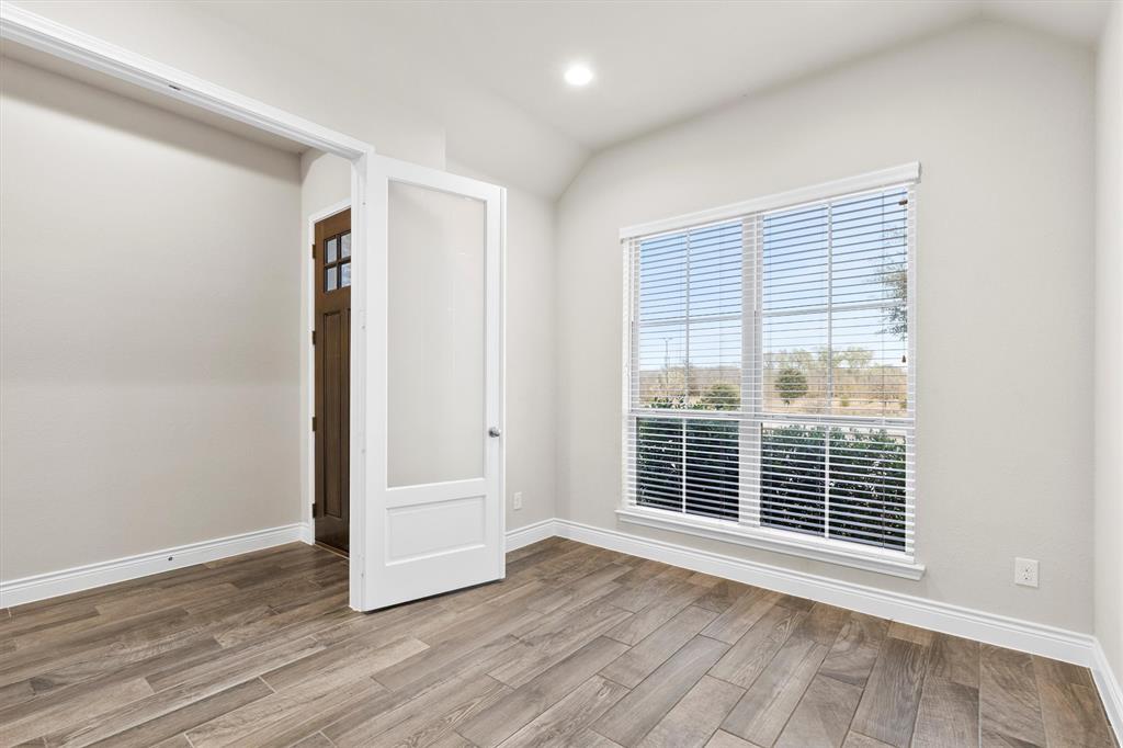 8541 White River Trail