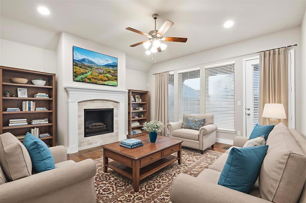 8541 White River Trail