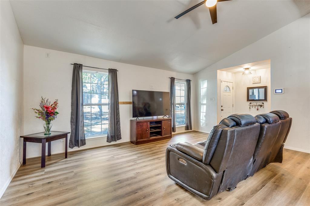 516 Lake Crest Parkway