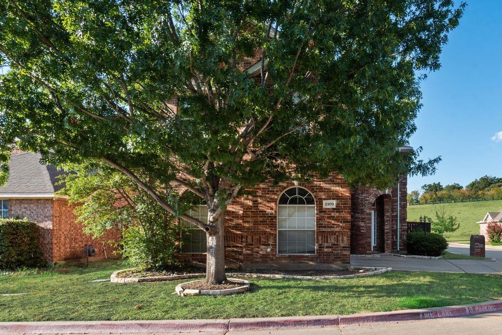 2300 Springmere Drive
