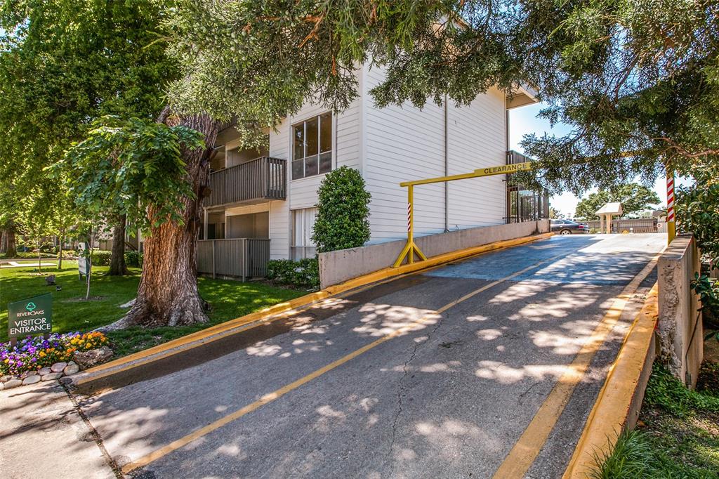 River Oaks Condos - Residential