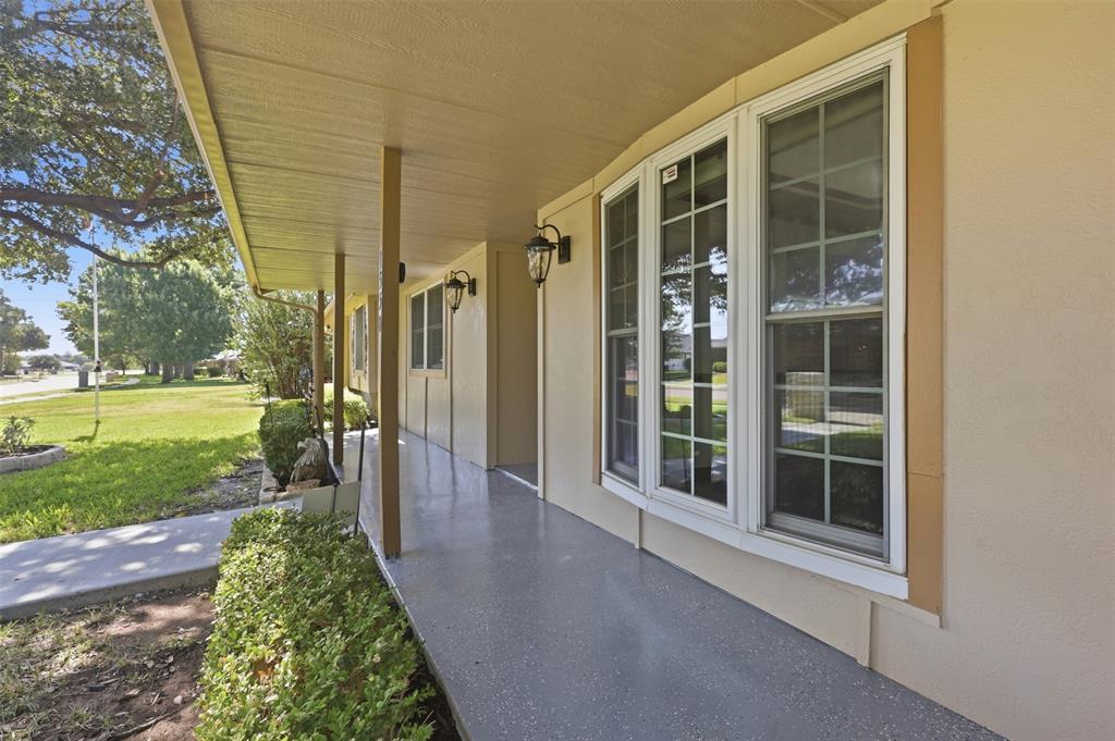1550 Oak Creek Drive
