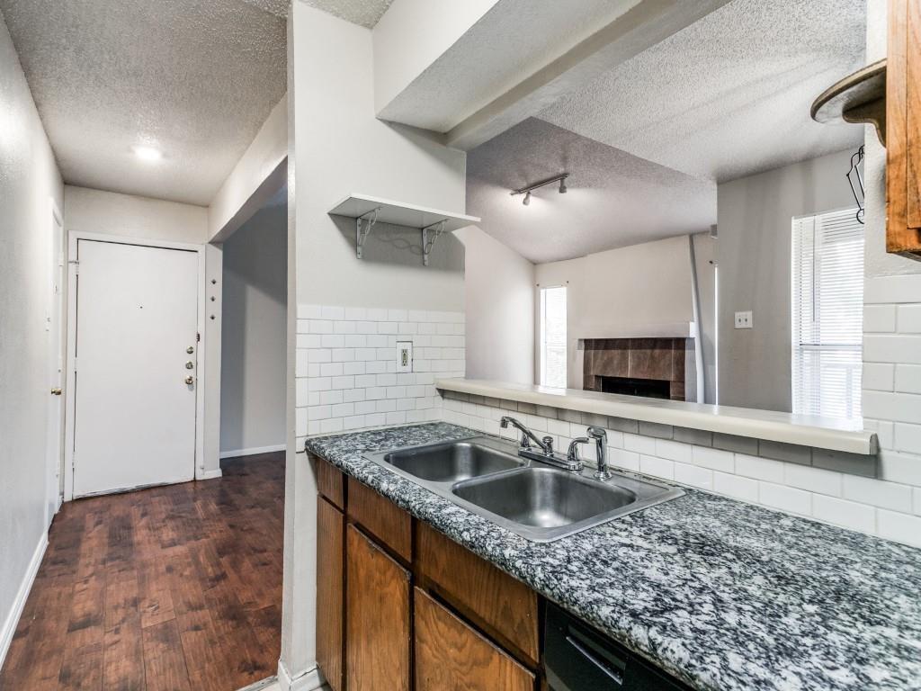 Tealwood On The Creek Condo - Residential