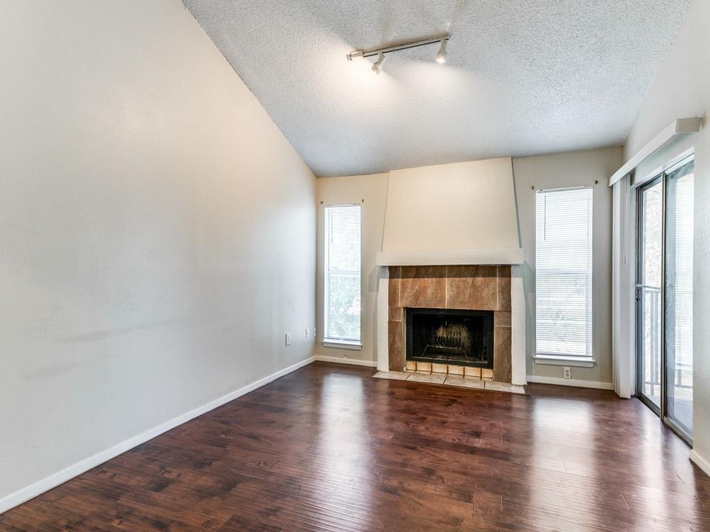 Tealwood On The Creek Condo - Residential